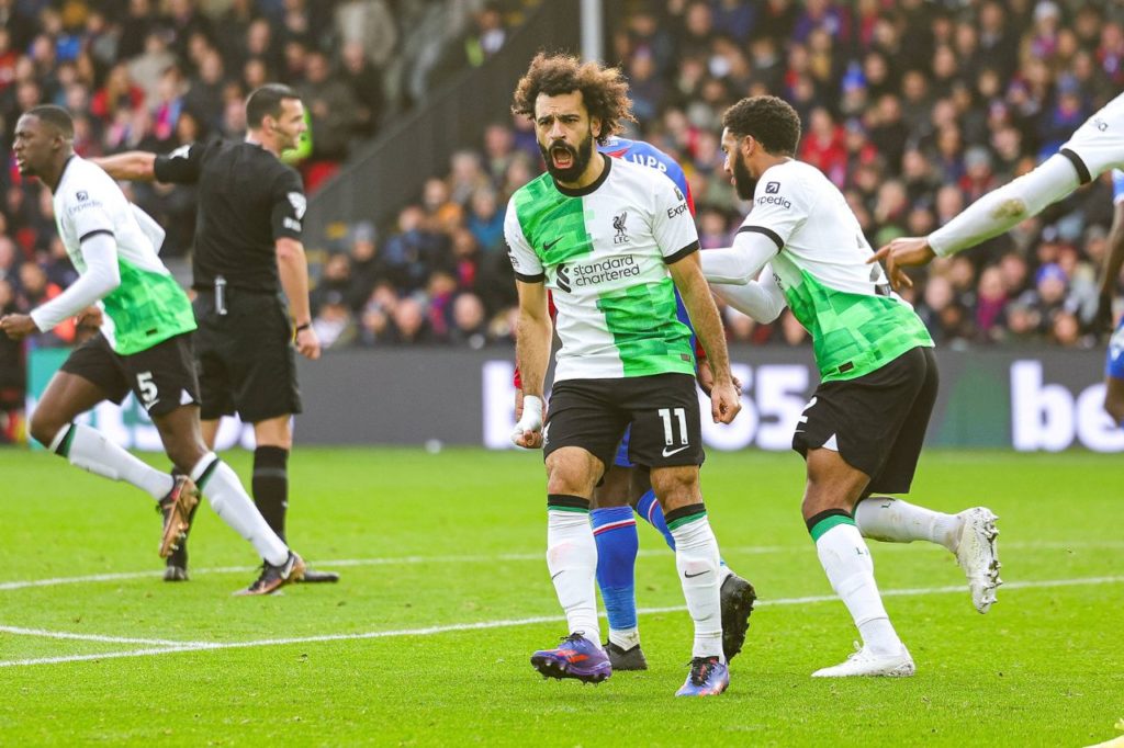 Salah-Liverpool-gol-imago1037804202h Salah comemora o primeiro gol do Liverpool na vitória em cima do Crystal Palace
