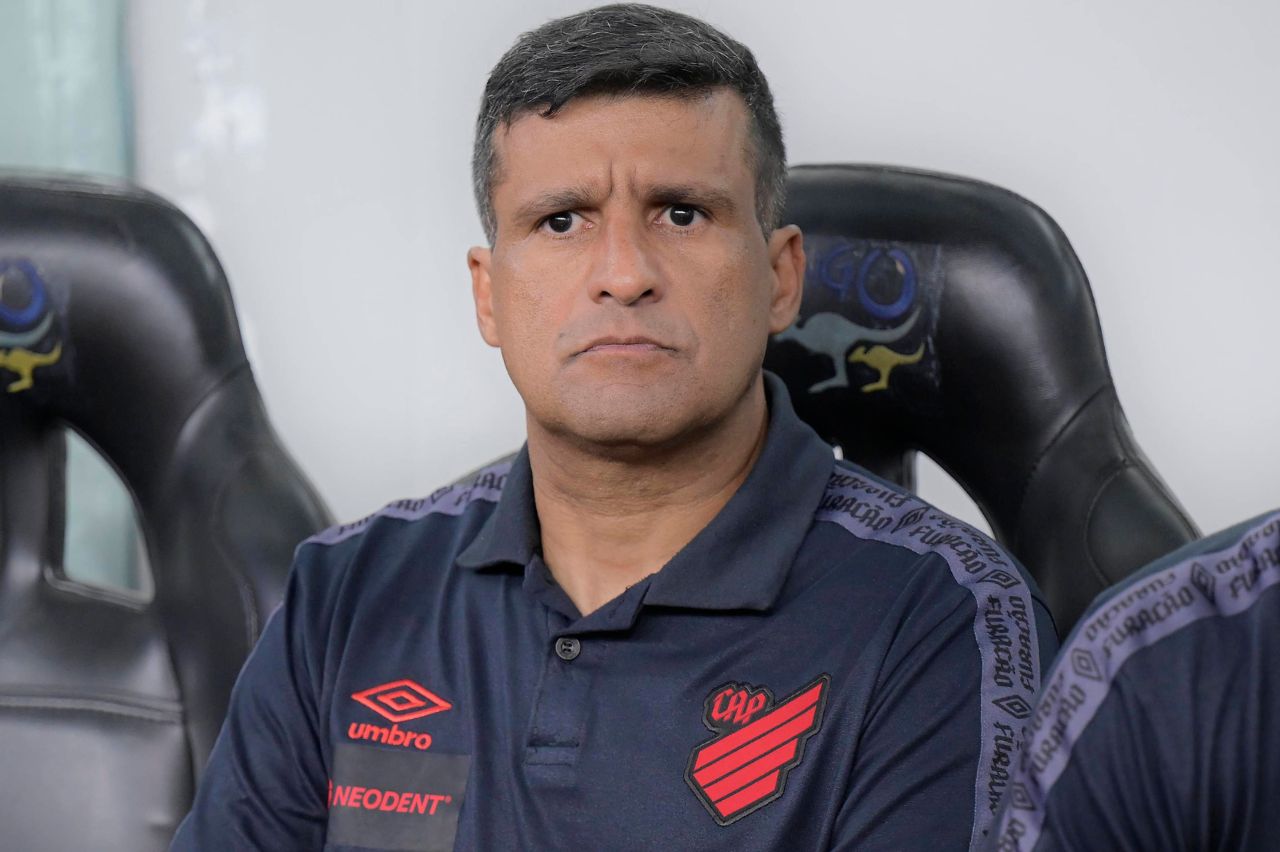 Athletico-PR deve ter time alternativo para enfrentar o Cuiabá