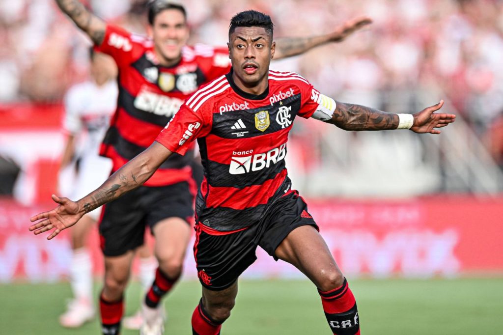 Bruno-Henrique-Flamengo-renovação-imago1034804665h Atacante Bruno Henrique em ação pelo Flamengo