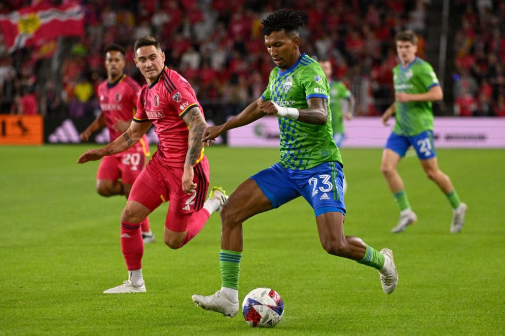 Leo-Chu-Seattle-Sounders-jogo-imago1036036971h Atacante Léo Chú em jogo pelo Seattle Sounders