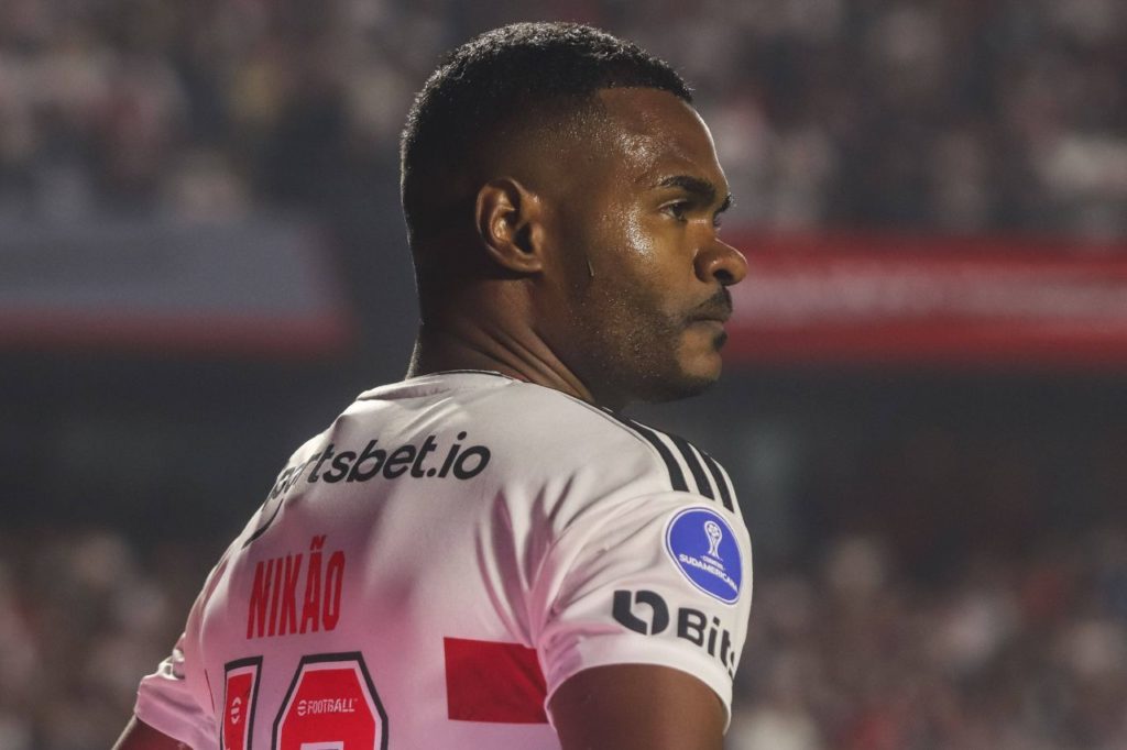 Nikão-São-Paulo-jogo-imago1013603588h O meia Nikão em jogo do São Paulo