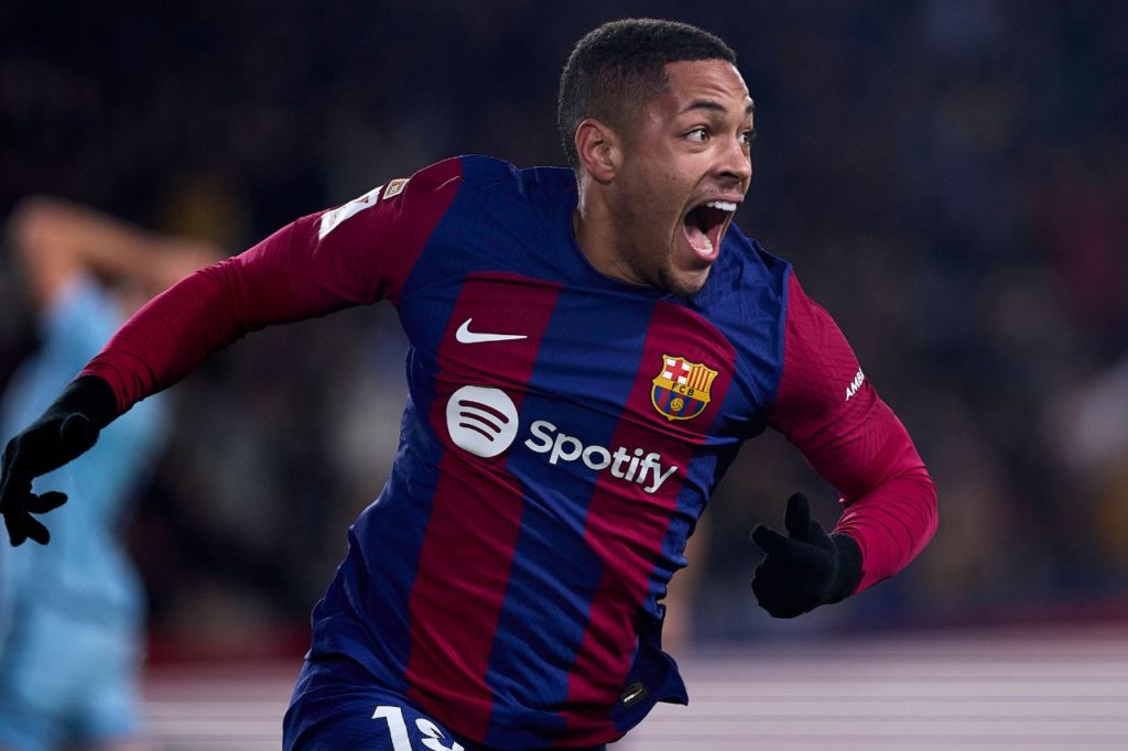 Vitor-Roque-Barcelona-imago1039851984h Atacante Vitor Roque comemora seu primeiro gol pelo Barcelona