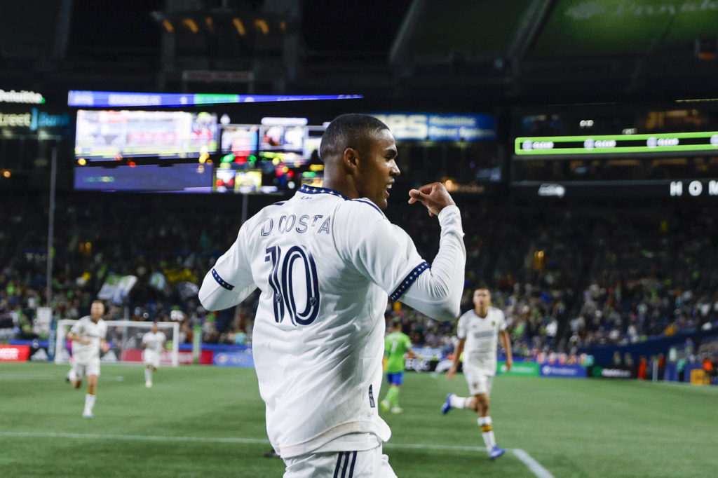 Douglas-Costa-Los-Angeles-Galaxy-Jogo-imago1035172938h