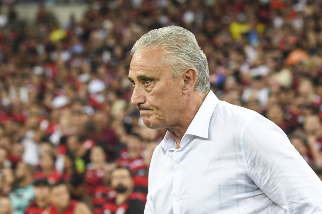 Tite-Flamengo-Jogo-imago1036754280h Tite, do Flamengo, lamenta uma chance perdida em um dos jogos do clube.