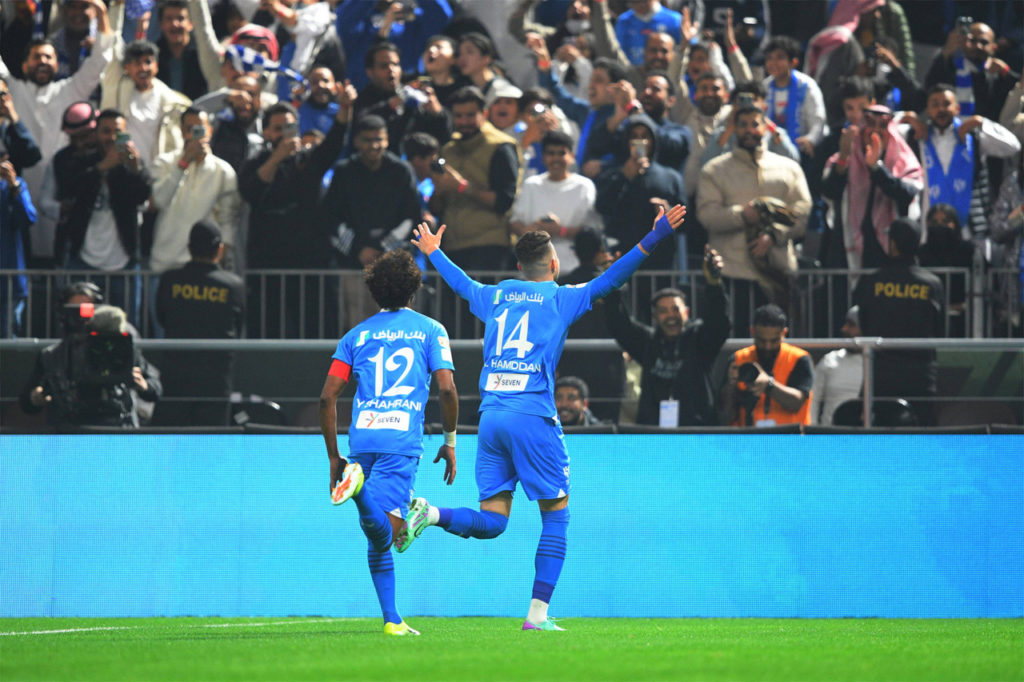 Al-Hamdan-Al-Hilal-Jogo-imago1039752237h Al-Hamdan, do Al-Hilal, comemora um dos gols do time em amistoso internacional.