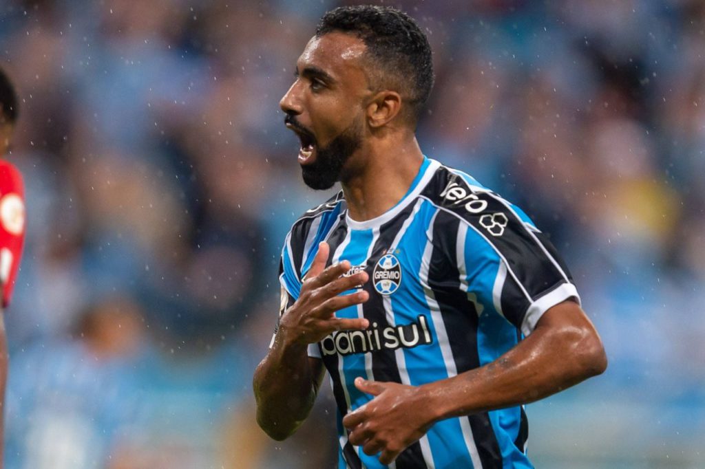 Everton-Galdino-Grêmio-jogo-imago1029366210h Atacante Galdino em jogo do Grêmio
