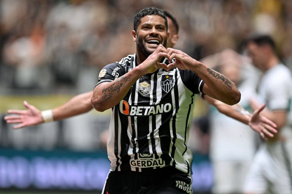 Hulk-Atlético-renovação-imago1035385840h Centroavante Hulk comemorando gol pelo Atlético Mineiro