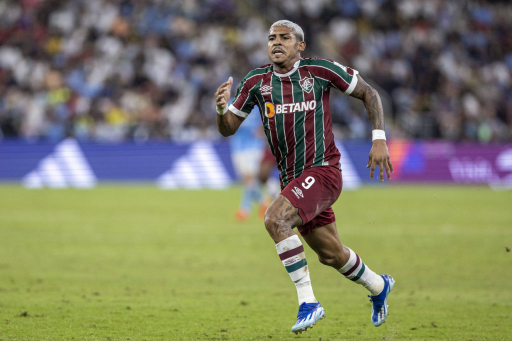 John-Kennedy-Fluminense-Jogo-imago1038284595h John Kennedy, do Fluminense, corre em busca da bola em uma partida do time na última temporada.
