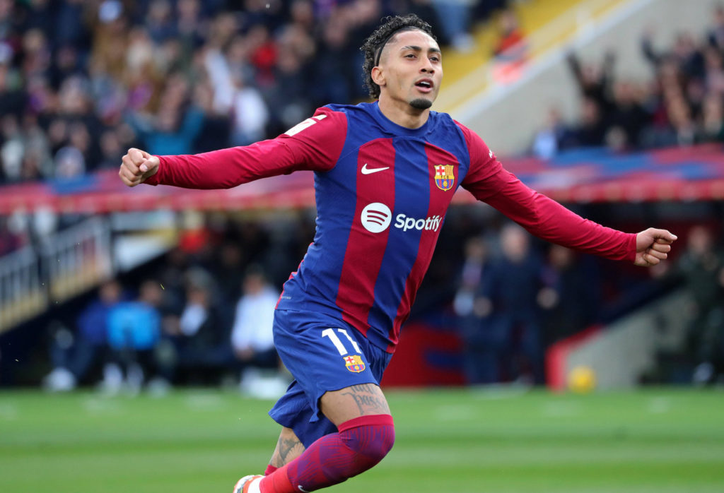 Raphinha-Barcelona-Jogo-imago1041192880h Raphinha, do Barcelona, comemora um gol marcado durante uma partida do campeonato local desta temporada.