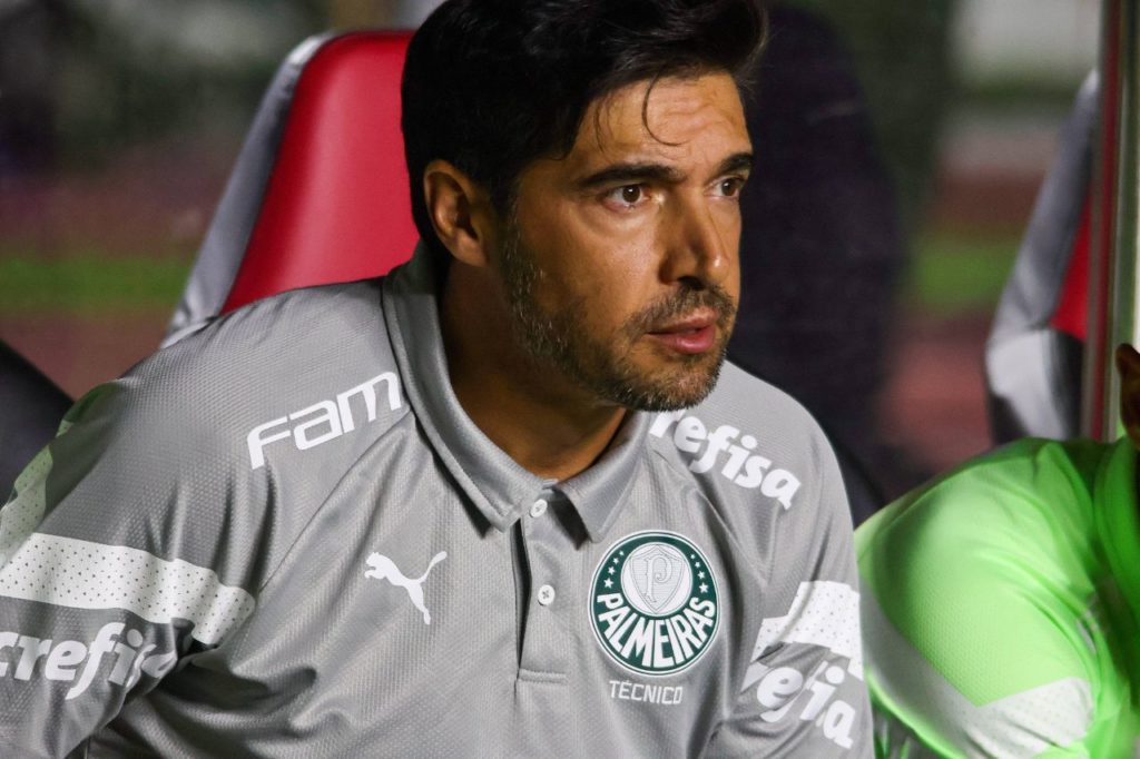 Abel-Ferreira-treinador-Palmeiras-imago1041886457h Treinador do Palmeiras Abel Ferreira no banco de reservas