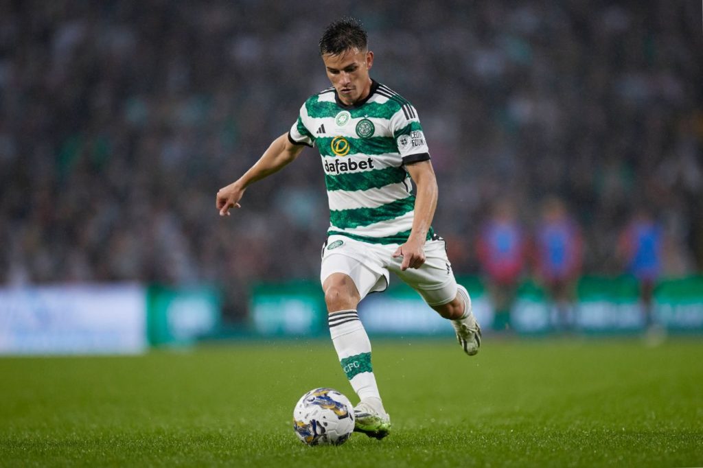 Lateral Alexandro Bernabei, reforço do Inter, em ação pelo Celtic