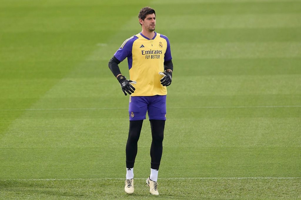 Courtois-goleiro-Real-Madrid-treino-imago1042535042h Goleiro Courtois em treino do Real Madrid
