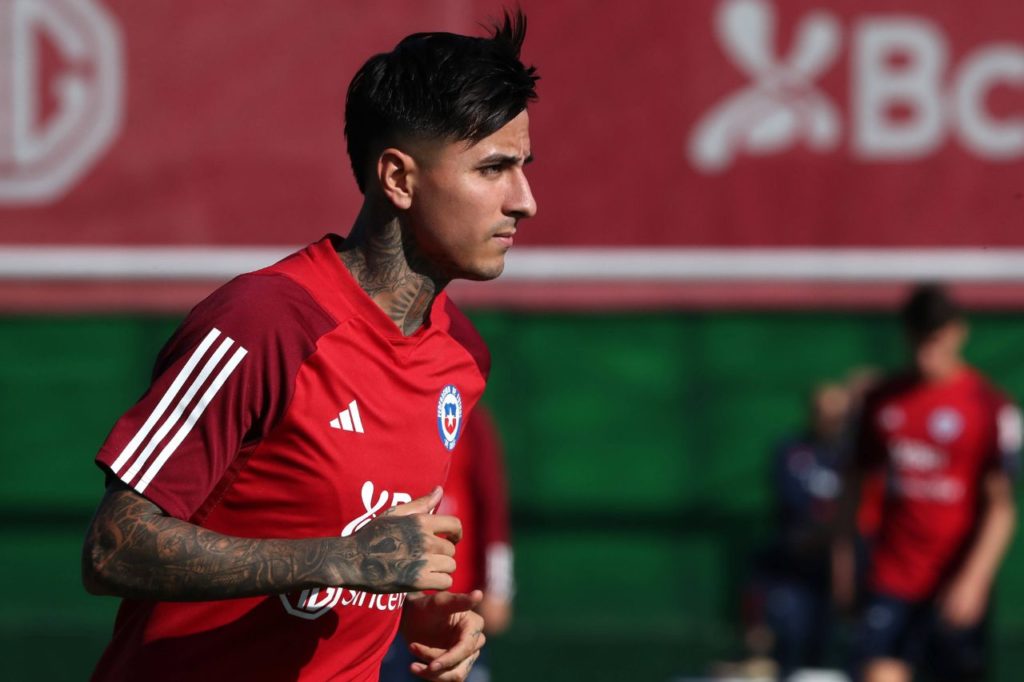 Erick-Pulgar-Chile-treino-imago1036943068h Volante Pulgar, que joga no Flamengo, fica fora da convocação do Chile por problema muscular