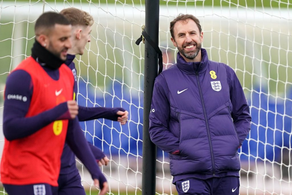 Treinador da Inglaterra Gareth Southgate em treino da seleção