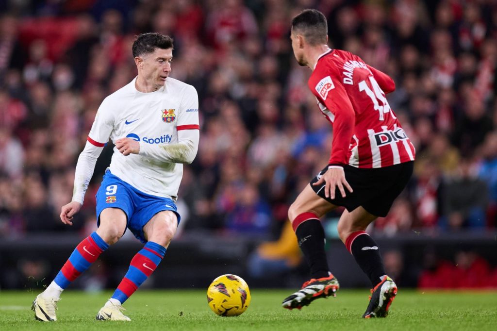 Lewandowski-Barcelona-jogo-imago1041882067h Lewandowski em jogo do Barcelona contra o Athletic Bilbao