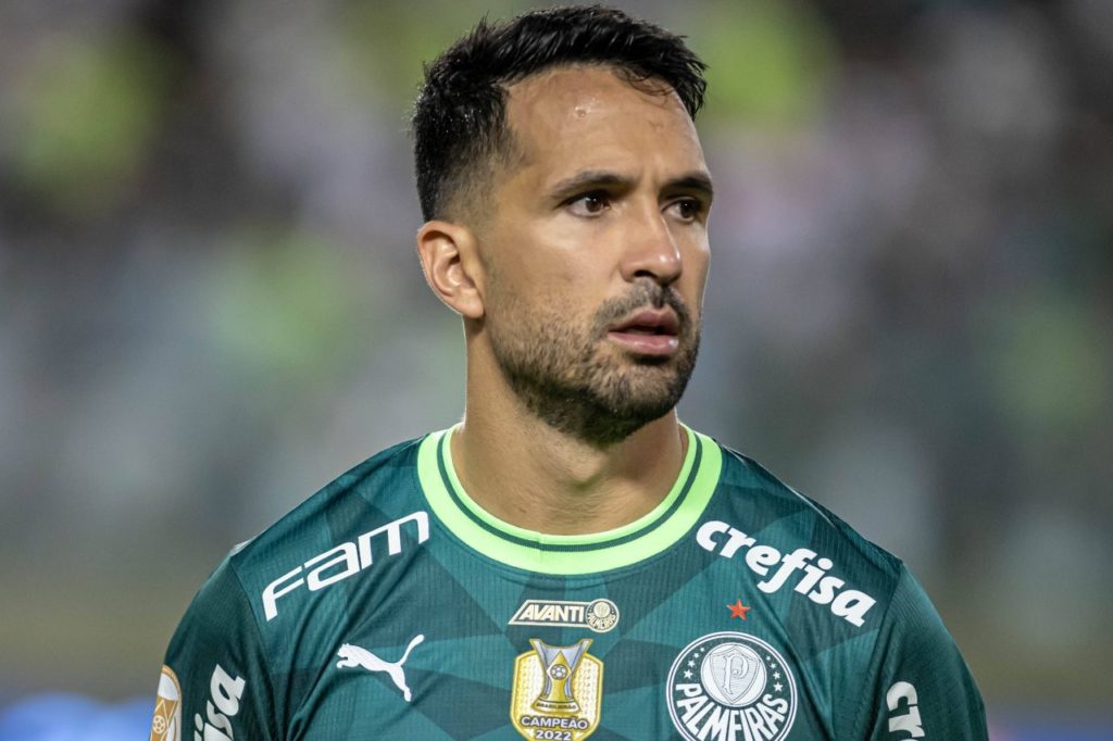 Luan-Palmeiras-jogo-imago1036876830h Zagueiro Luan em jogo do Palmeiras