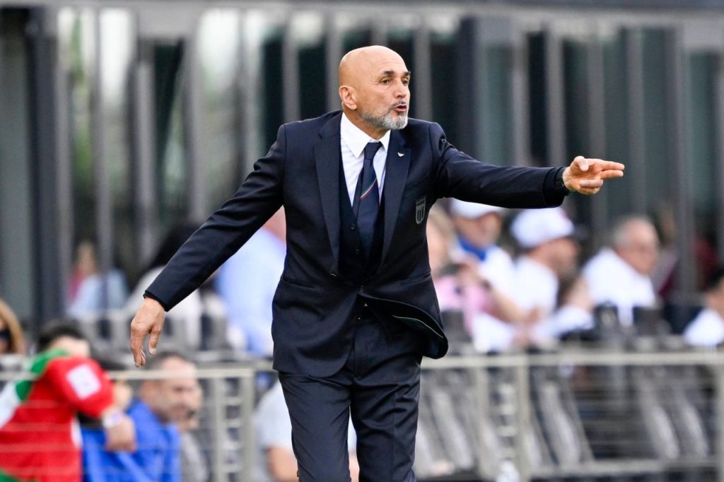 Luciano-Spalletti-Itália-treinador-imago1042783993h Técnico Luciano Spalletti no comando da Itália em amistoso internacional nos Estados Unidos