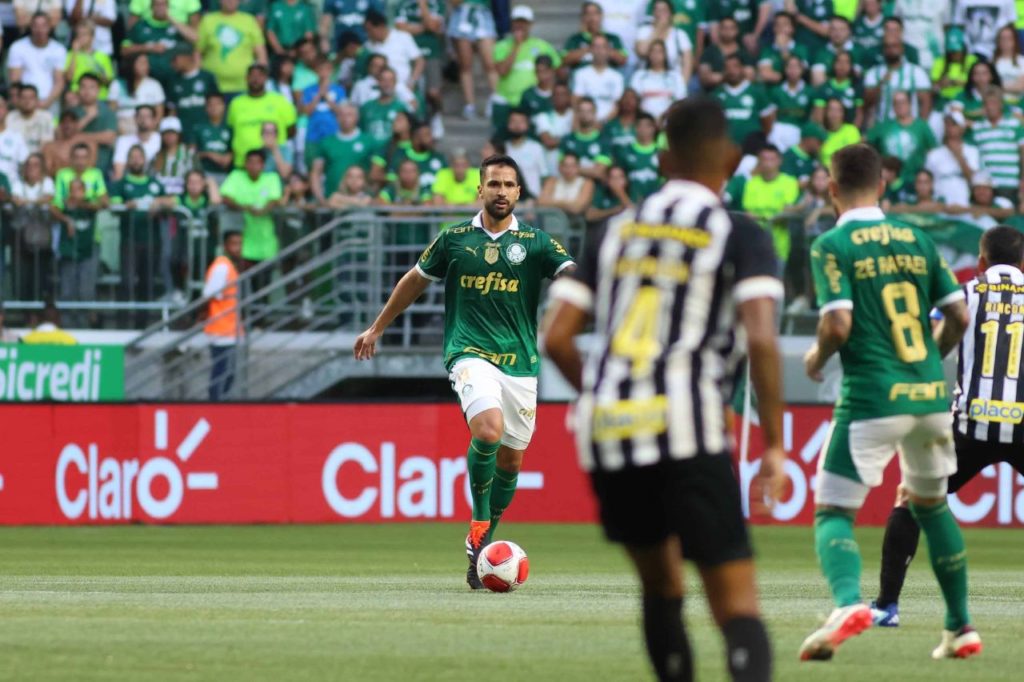 Jogo entre Palmeiras e Santos no estádio Allianz Parque pelo Campeonato Paulista