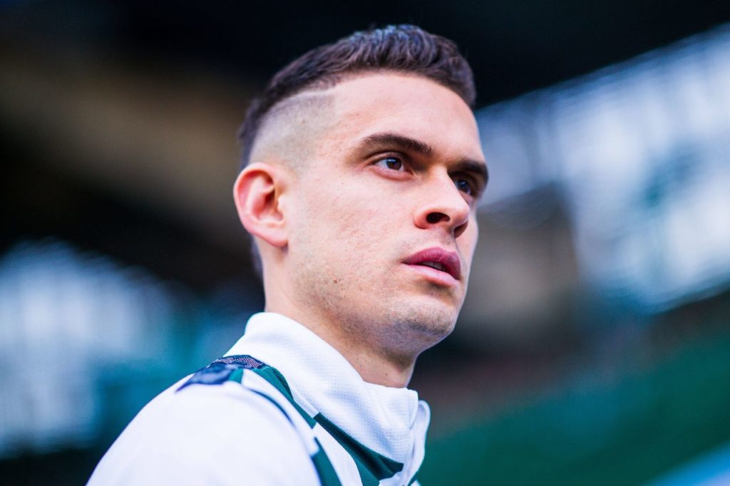 Atacante colombiano Rafael Borré quando jogava no Werder Bremen