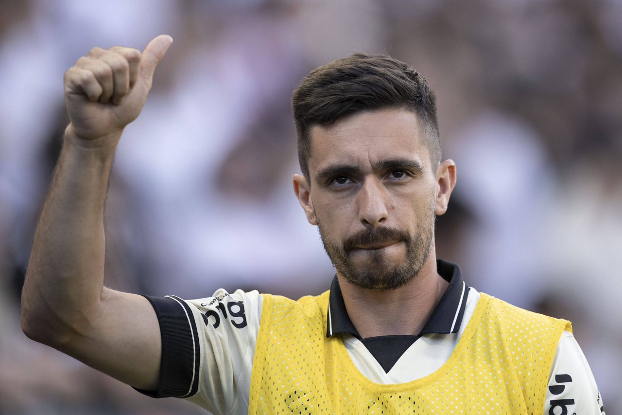 Corinthians espera volta de quatro jogadores para a Sul-Americana