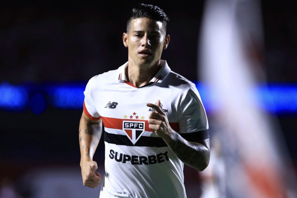 James-Rodriguez-São-Paulo-jogo-alamy2WTGBDB Meia James Rodríguez em ação pelo São Paulo no Morumbi