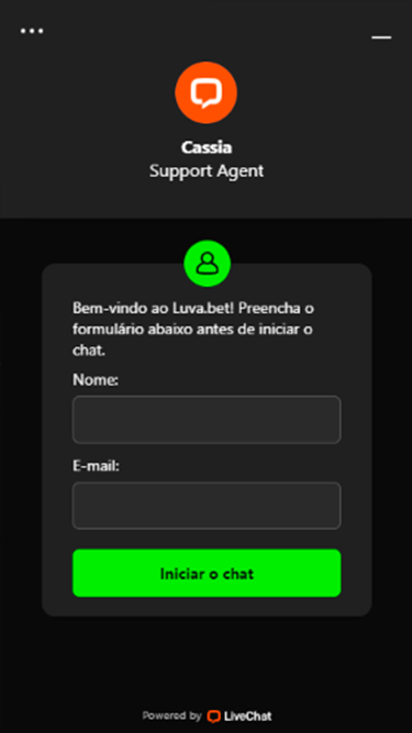 Captura de tela da página de atendimento da Luva Bet. Na parte superior, pode-se ver o nome da agente de suporte do chat ao vivo: Cássia. 