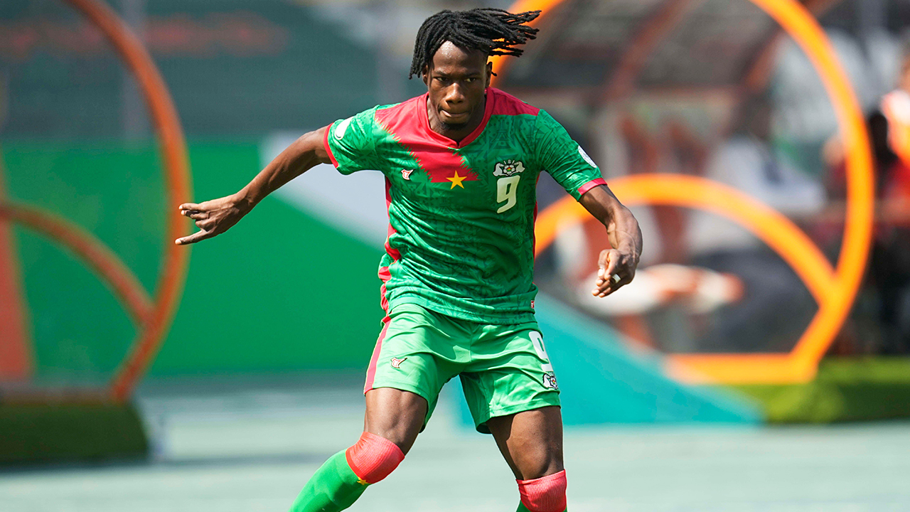Issa Kabore (Burquina Fasso) Palpite Burquina Fasso x Guiné Equatorial – Copa Africana das Nações – 24/12/2025