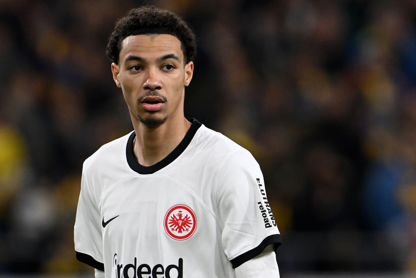 Hugo Ekitike do Eintracht Frankfurt durante a partida de play-off da UEFA Europa League entre R. Union Sint Gillis e Eintracht Frankfurt Hugo Ekitike do Eintracht Frankfurt durante a partida de play-off da UEFA Europa League entre R. Union Sint Gillis e Eintracht Frankfurt