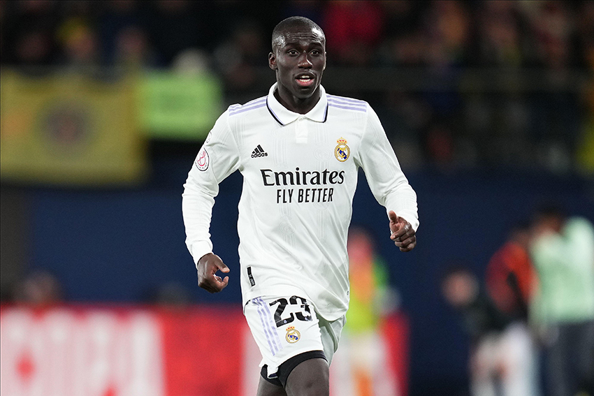 Ferland Mendy, do Real Madrid, durante a partida da Copa del Rey, oitavas de final, entre Villarreal e Real Madrid