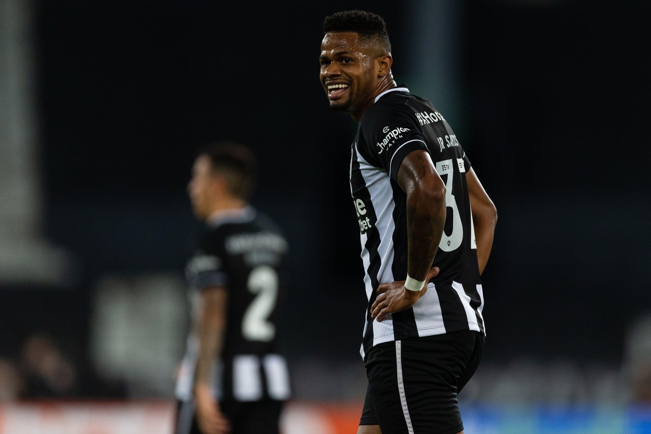 Botafogo: Artur Jorge deve poupar destaques no Brasileiro