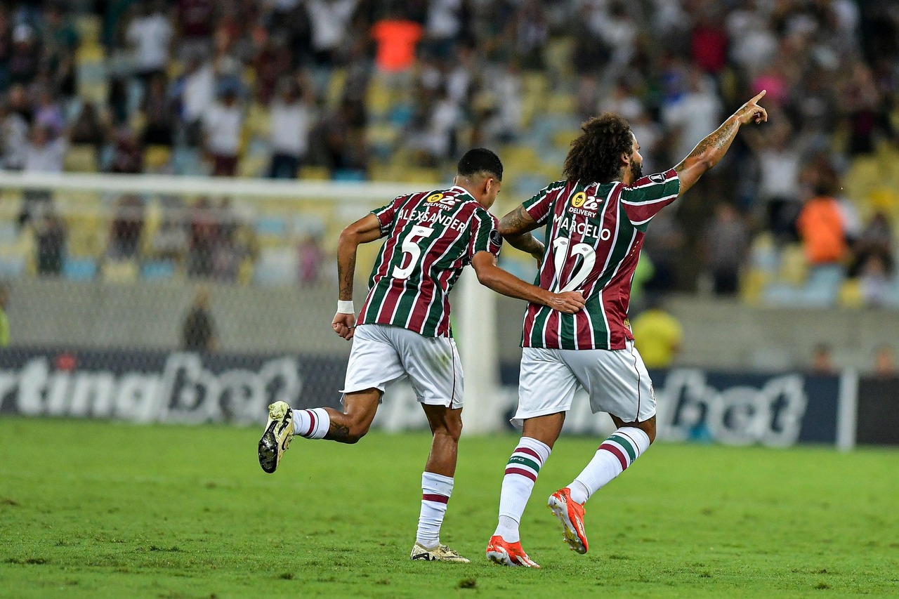 Fluminense vence o Cerro Porteño e avança de fase na Libertadores