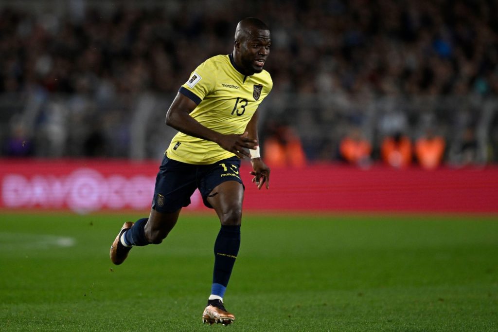Enner-Valencia-Equador-jogo-alamy2EEEHNX Enner Valencia em jogo da seleção equatoriana