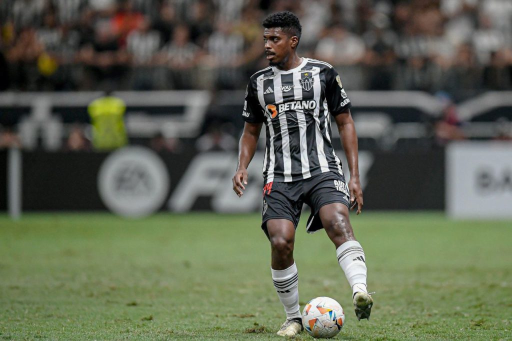 Jemerson-Atlético-jogo-alamy2X2XD7F Zagueiro Jemerson em jogo do Atlético Mineiro