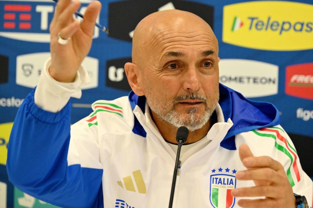 Luciano-Spalletti-treinador-Itália-alamy2WTMWAB Técnico Luciano Spalletti anuncia convocação da seleção italiana