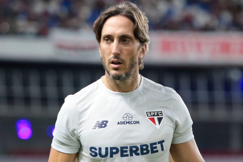 Luis-Zubeldia-técnico-São-Paulo-alamy2X0AJ8H Técnico Zubeldía no comando do São Paulo