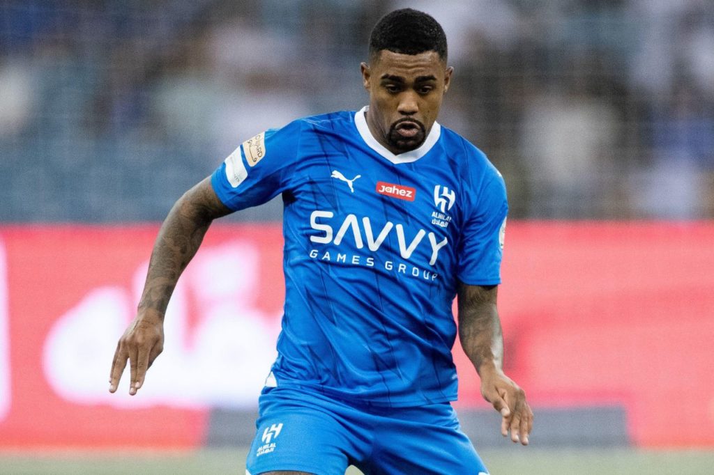 Malcom-Al-Hilal-jogo-alamy2T47P34 Atacante Malcom em ação pelo Al-Hilal na Arábia Saudita