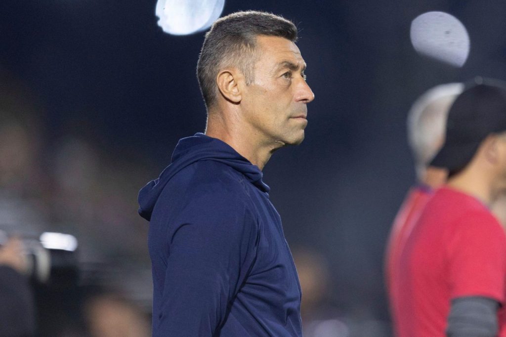 Pedro-Caixinha-Bragantino-jogo-alamy2X7X1G4 Técnico Pedro Caixinha no comando do Bragantino