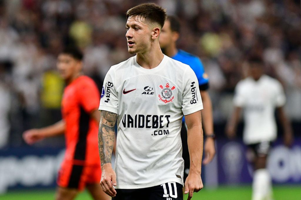 Rodrigo-Garro-Corinthians-jogo-alamy2X057PE Meia Rodrigo Garro em jogo do Corinthians