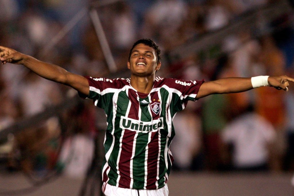 Zagueiro Thiago Silva comemorando gol pelo Fluminense em 2008