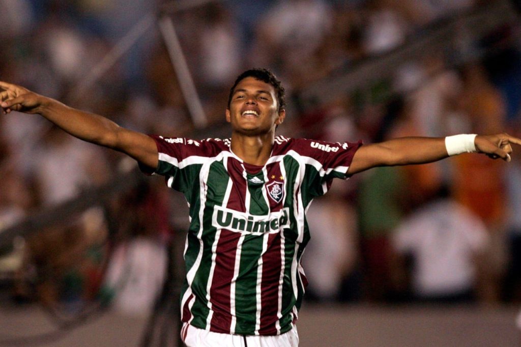 Thiago-Silva-Fluminense-jogando-em-2008-alamy2PA9HJX Zagueiro Thiago Silva comemorando gol pelo Fluminense em 2008