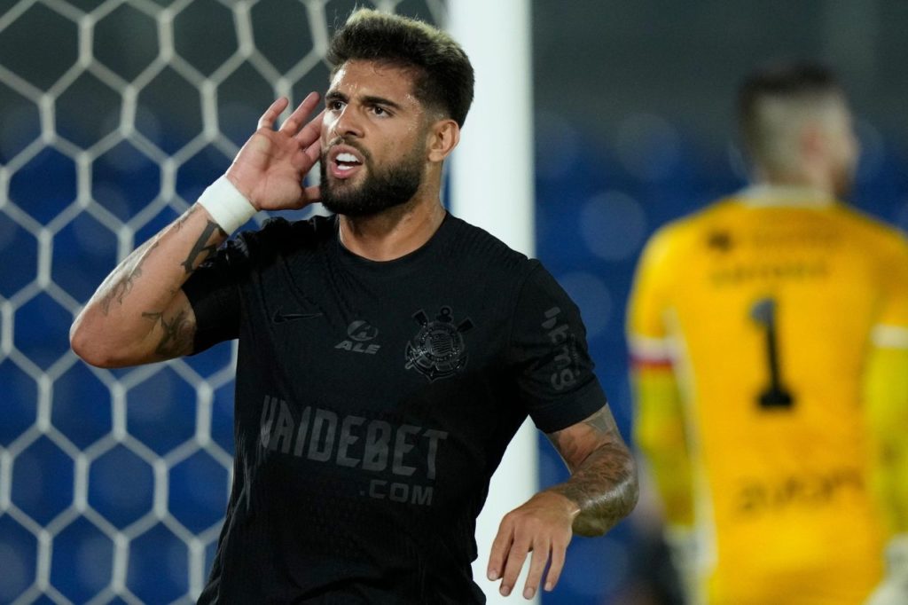 Yuri-Alberto-Corinthians-gol-alamy2X57J9R Atacante Yuri Alberto comemorando gol pelo Corinthians na vitória sobre o Nacional-PAR pela Sul-Americana
