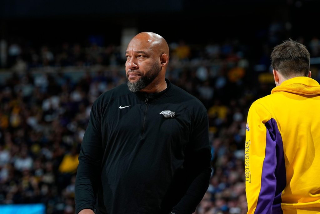 darvim-ham-comandando-lakers-2X47EJC Darvin Ham, ex-coach do Los Angeles Lakers