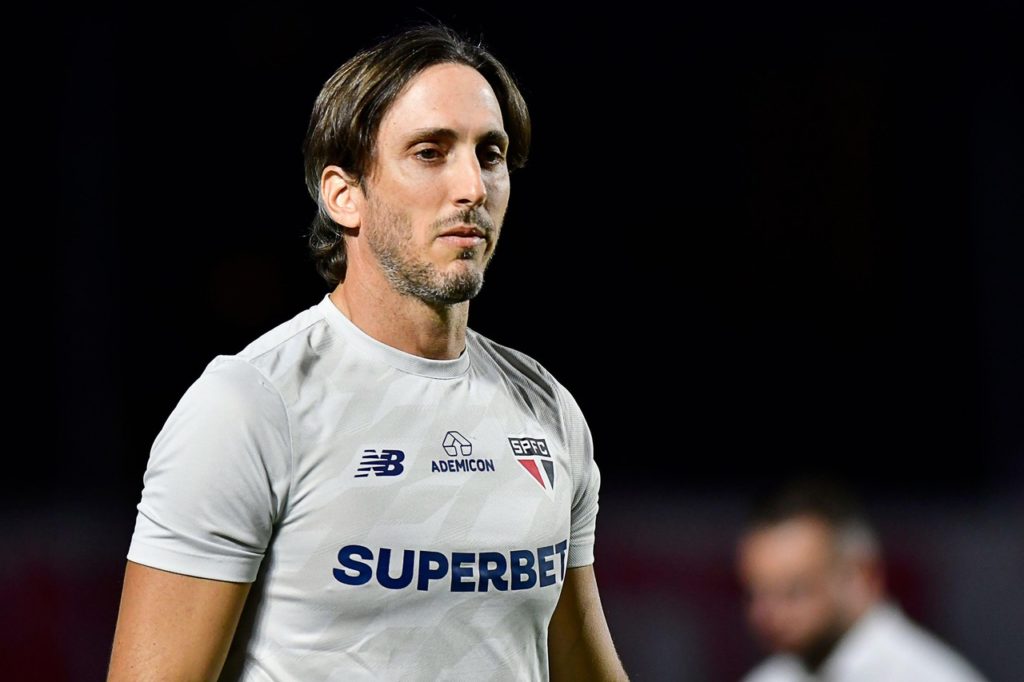 São Paulo: Zubeldía deve usar escalação do clássico