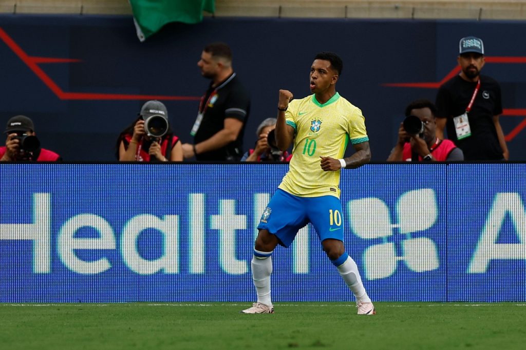 Rodrygo-Brasil-Jogo02XBMPR7 Rodrygo, do Brasil, comemorando um gol marcado pela equipe em amistoso pré-Copa América.