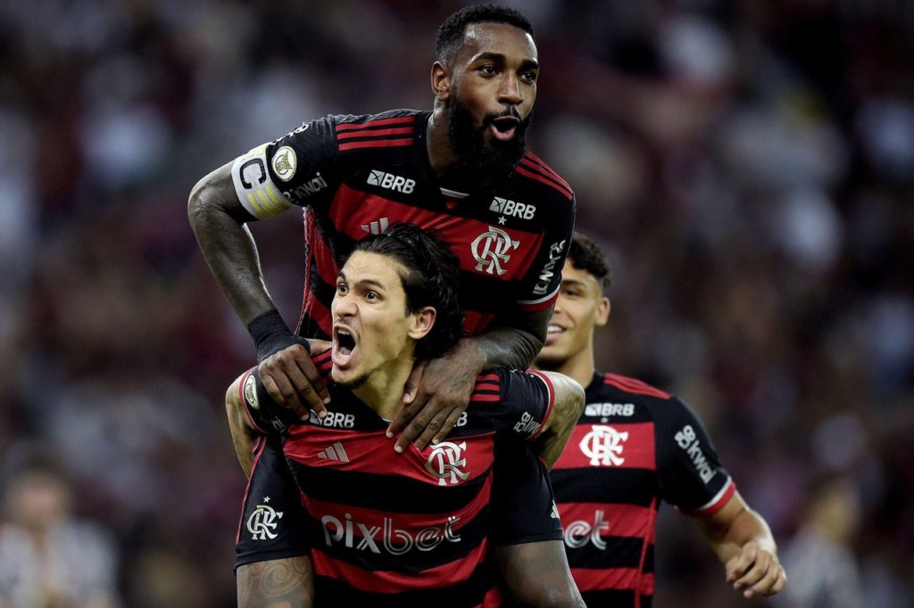 Pedro-Flamengo-Jogo-2XDMPJ5 Pedro, do Flamengo, comemorando um gol marcado por ele em um jogo do time no Brasileirão de 2024.