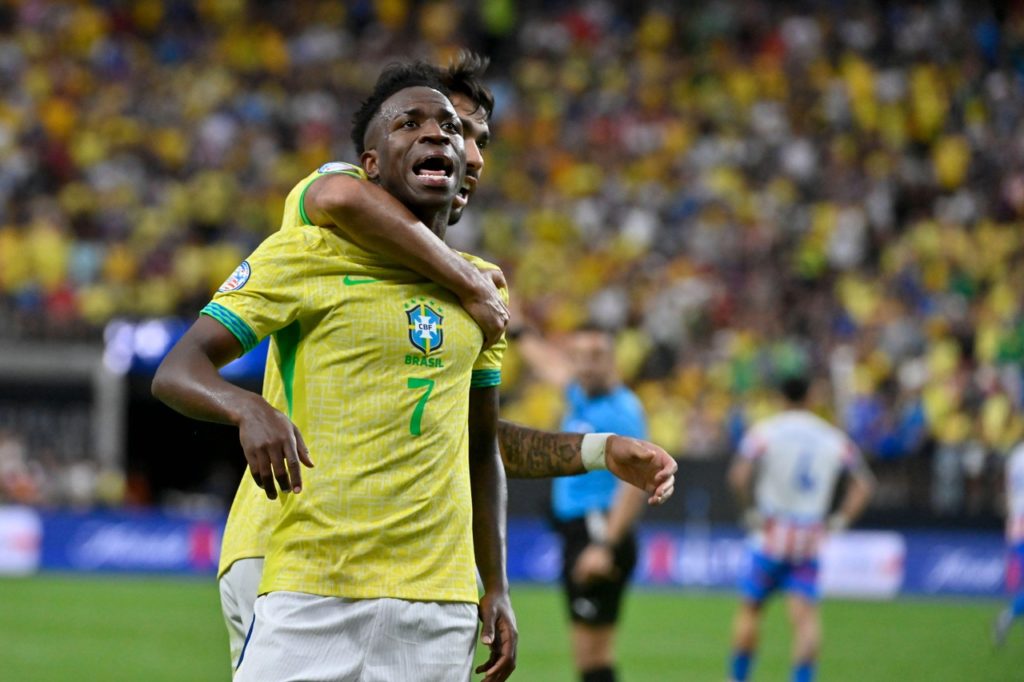 Vini-Jr-Brasil-Jogo-2XENKMM Vini Jr, do Brasil, comemorando um gol marcado em um dos jogos da Seleção na Copa América de 2024.