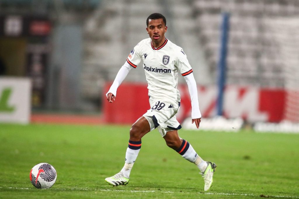 Marcos-Antonio-volante-PAOK-jogo-alamy2WBHRP5 Meio-campista Marcos Antonio atuando emprestado ao PAOK, da Grécia