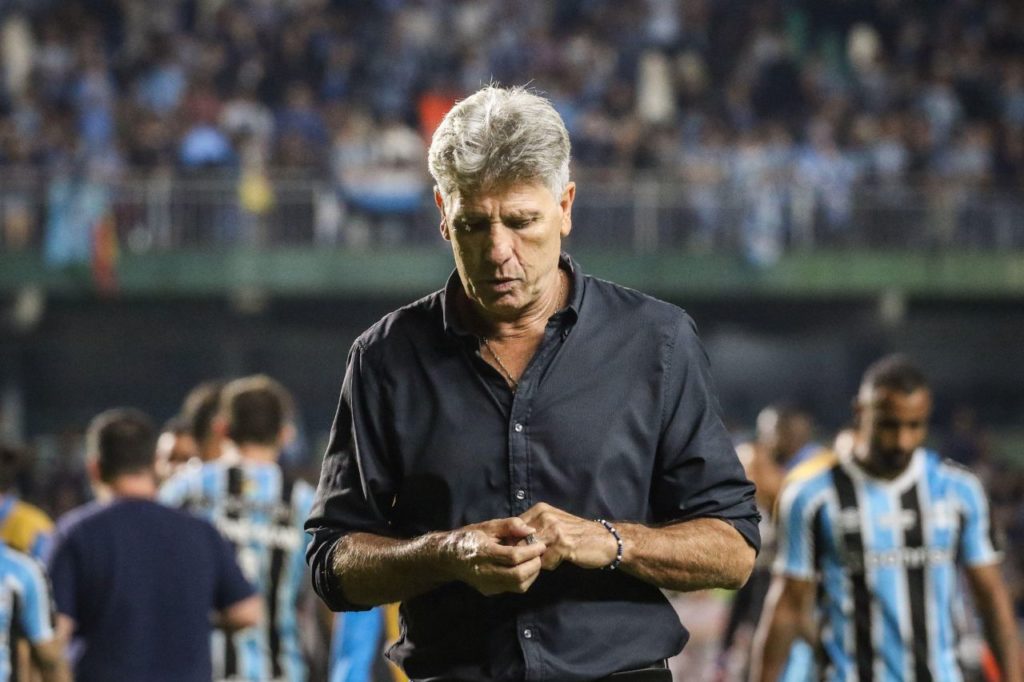 Renato-treinador-Grêmio-jogo-alamy2XAW011 Técnico Renato Portaluppi no comando do Grêmio
