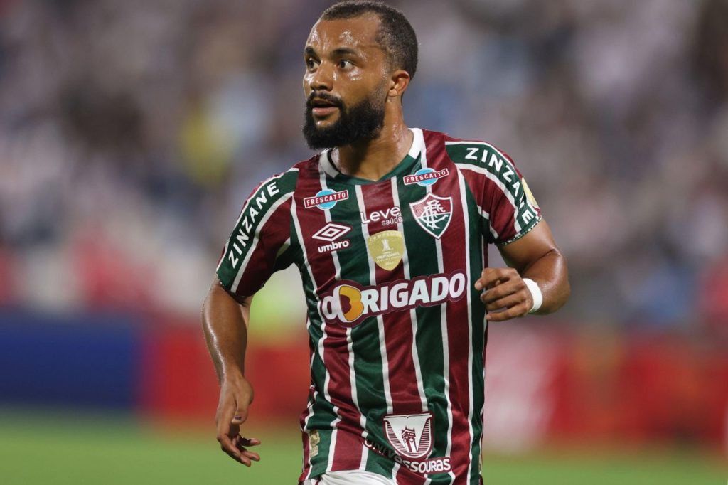 Samuel-Xavier-Fluminense-jogo-alamy2WY512D Lateral-direito Samuel Xavier em jogo do Fluminense