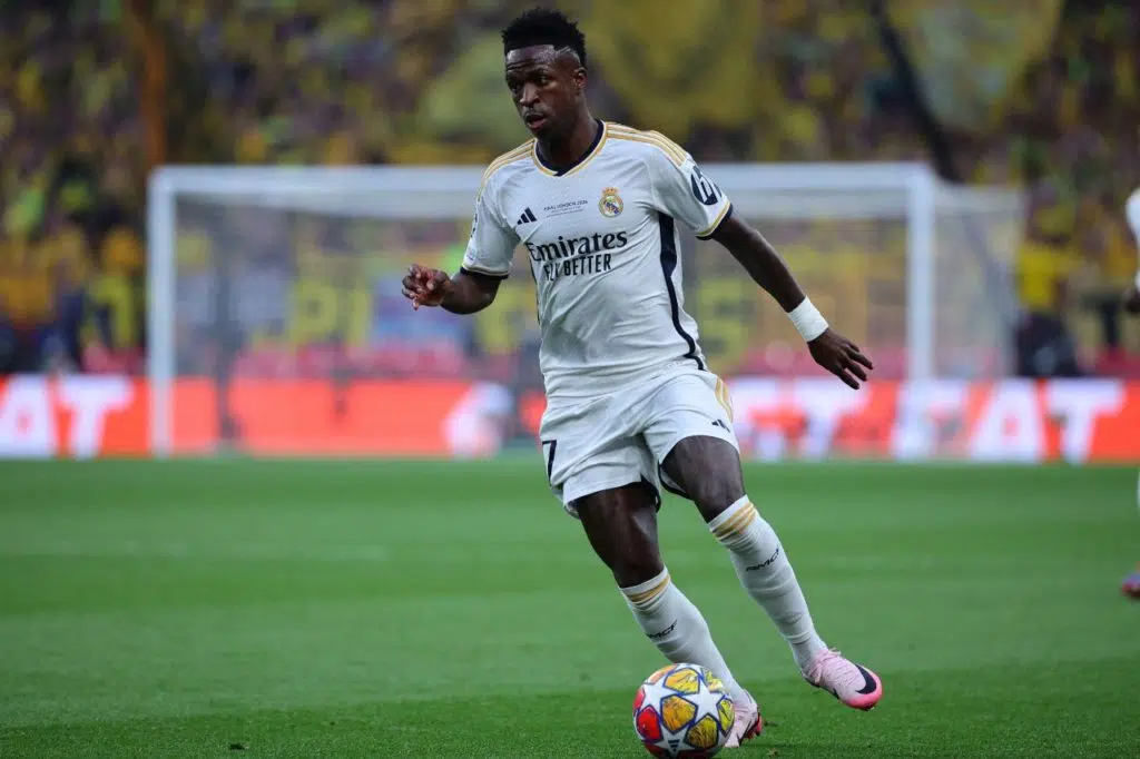 Vinicius-Junior-Real-Madrid-jogo-alamy2X9P9WF Vini Jr em ação pelo Real Madrid na final da Champions League